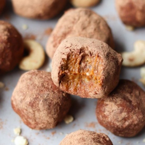 Chocolate Pumpkin Protein Balls