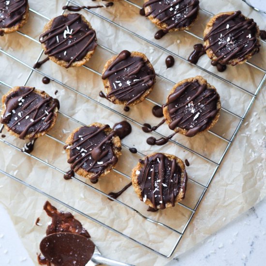 Chocolate Peanut Butter Scotcheroos