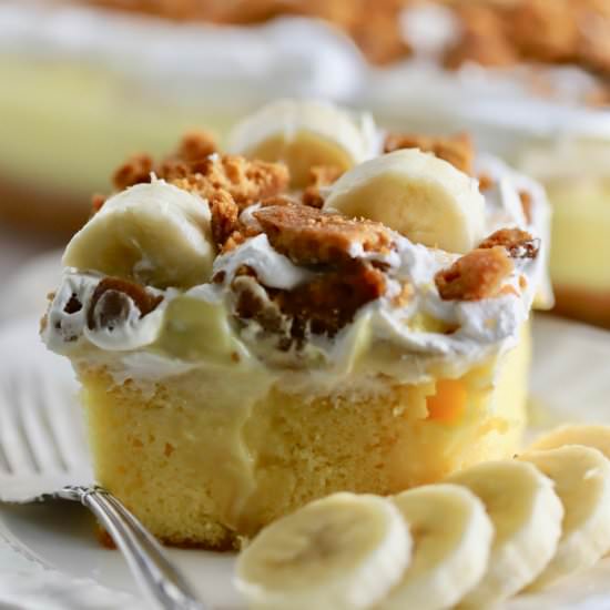 Banana Pudding Poke Cake