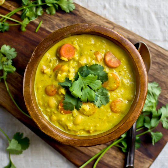 Vegan Creamy Curry Rice Soup