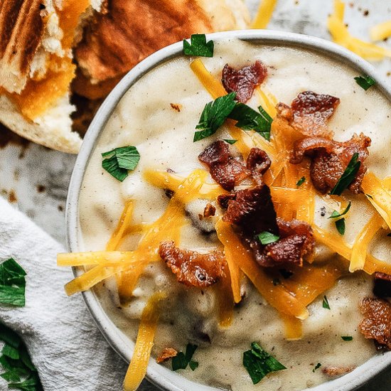 Beer Cheese Potato Bacon Soup