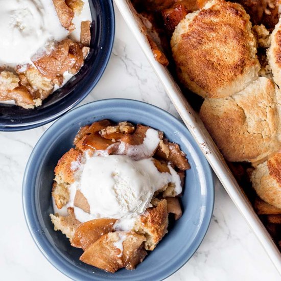 Spiced Apple Biscuit Cobbler