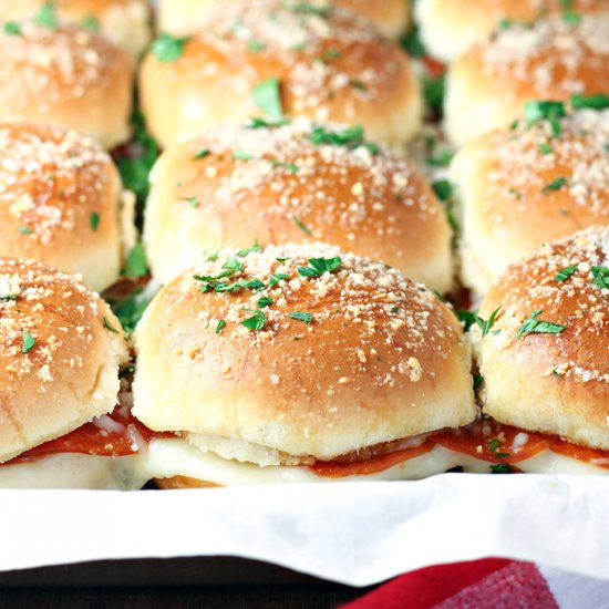 Pepperoni Pizza Sliders