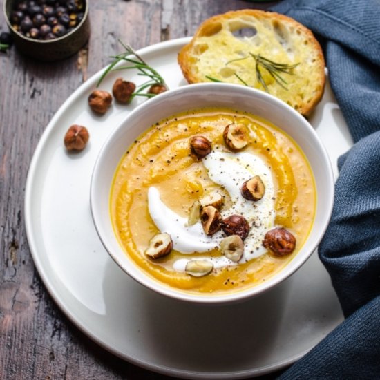 Pumpkin soup with juniper berries