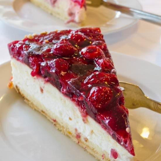 Raspberry Cheesecake | Dairy-Free