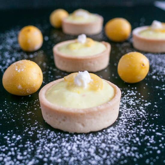 Mini Lemon Cheesecake Tarts