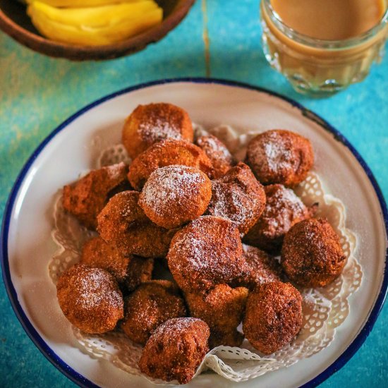 JACKFRUIT FRITTERS / PAZHA BONDA