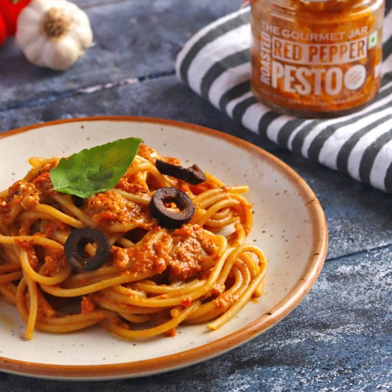 Red Pepper Pesto Spaghetti