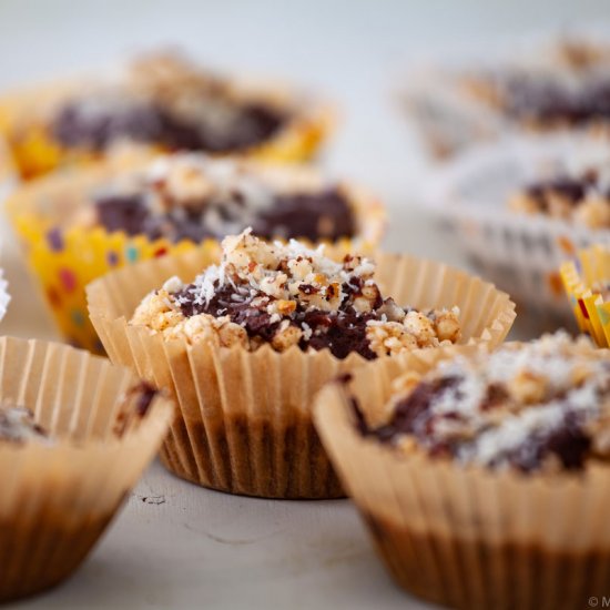 RICE CRISPY CUPCAKE TREATS