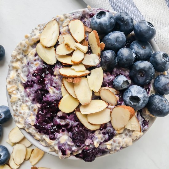 Blueberry Almond Overnight Oats