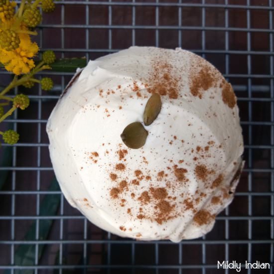 Pumpkin spice butter cream frosting