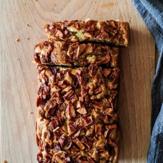 Vegan Apple & Cinnamon Loaf Cake