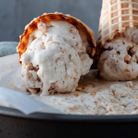 No-Churn Cinnamon Apple Ice Cream