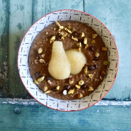 Chocolate Pear Pistachio Porridge