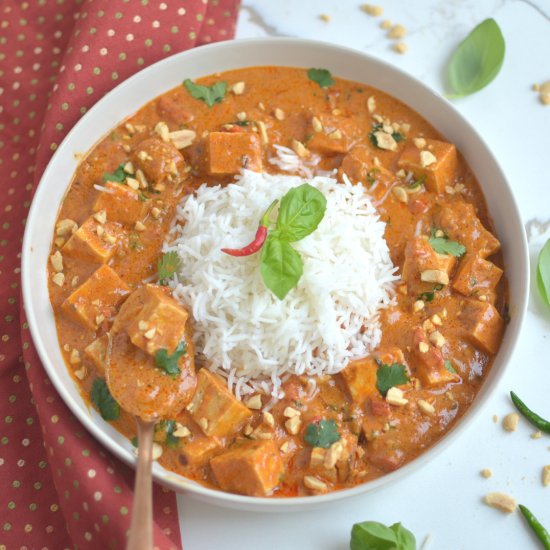 THAI PEANUT CURRY AND RICE