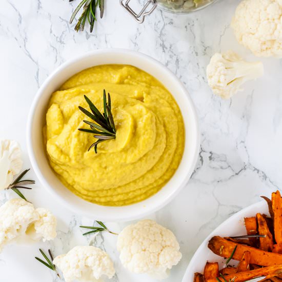 Vegan Cauliflower Cheese Sauce