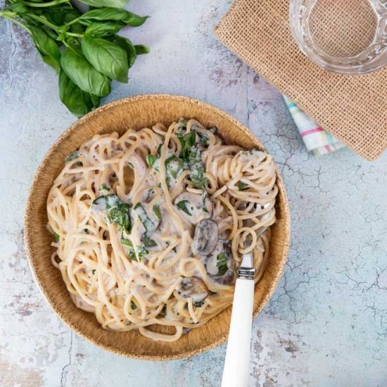 Creamy Lemon and Basil Pasta Sauce