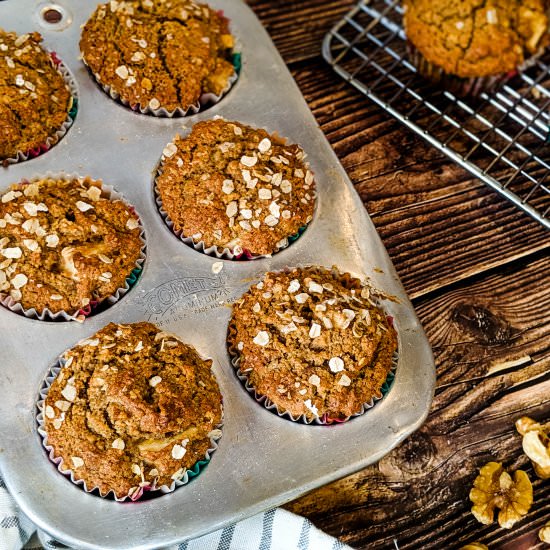 Cinnamon Spice Oatmeal Muffins