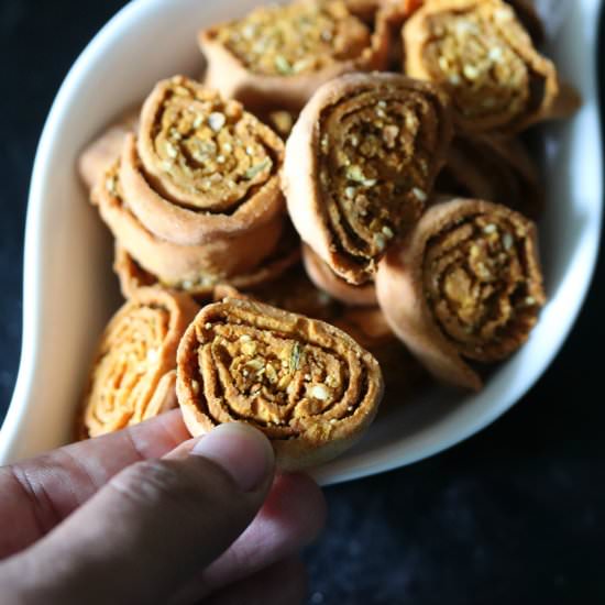 Air Fryer Bhakarwadi