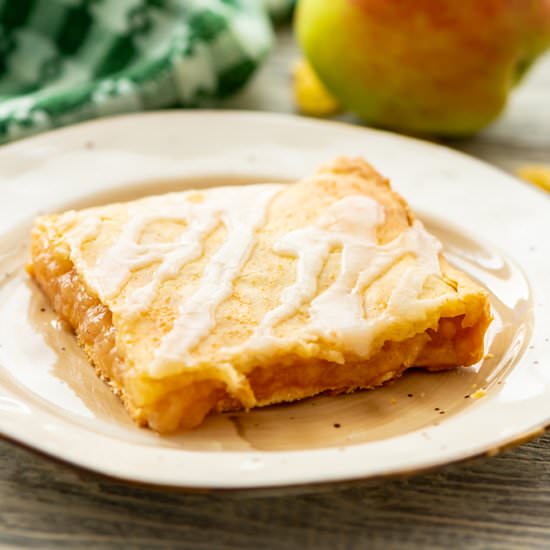 Glazed Apple Pie Bars