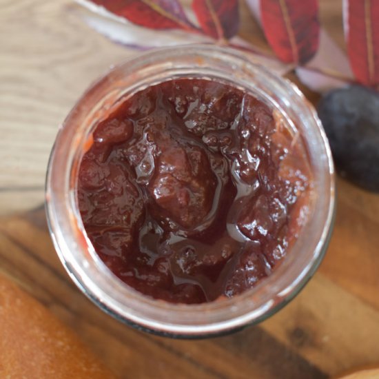 Oven-baked Plum Jam