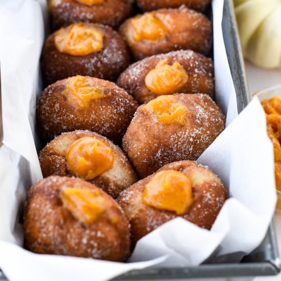 Easy Pumpkin Creme Donuts