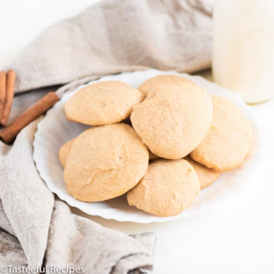 Soft Vanilla Spice Cookies