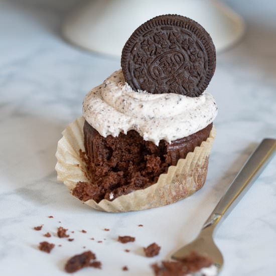 Vegan Chocolate Oreo Cupcakes