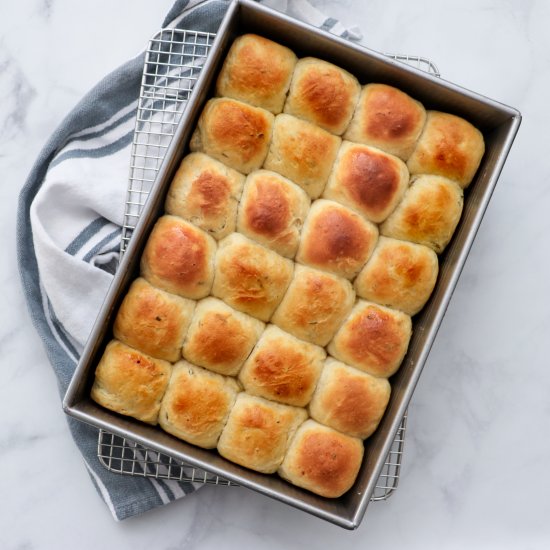 Rosemary Potato Rolls