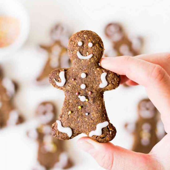 Vegan Gingerbread Men (Gluten-Free)