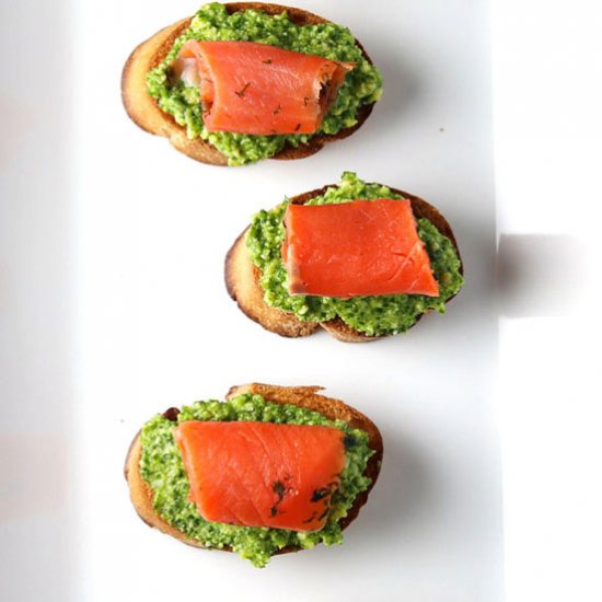 Smoked Salmon Lemon Pesto Crostini