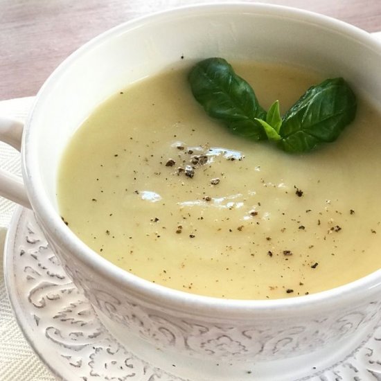 POTAGE PARMENTIER–LEEK&POTATO SOUP