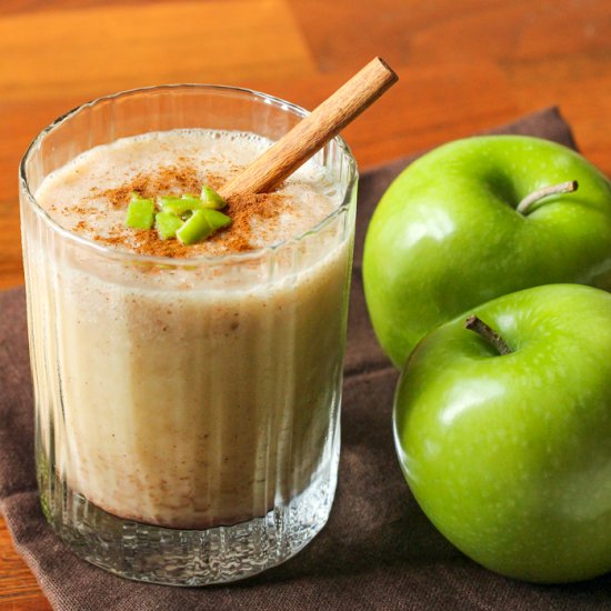 Smoothie Recipe with Apples