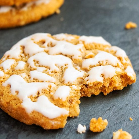 Iced Oatmeal Cookies