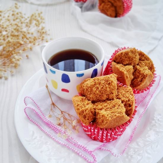 INDONESIAN PALM SUGAR STEAMED CAKE