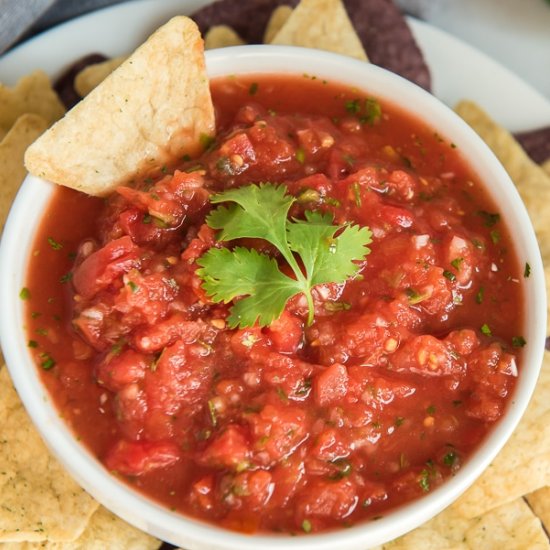 Easy Restaurant-Style Salsa Recipe