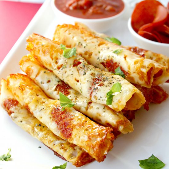 KETO PIZZA ROLL UPS