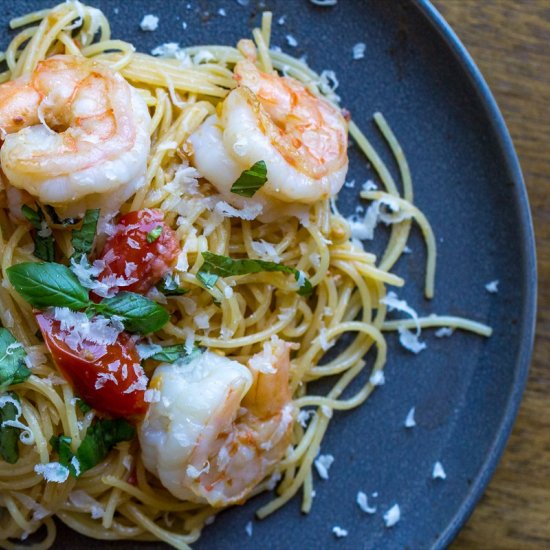 Shrimp Pasta With Tomatoes & Basil