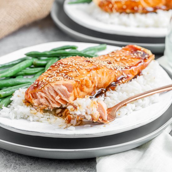 Air Fryer Maple Glazed Salmon