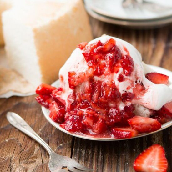 ANGEL FOOD AND STRAWBERRY SHORTCAKE