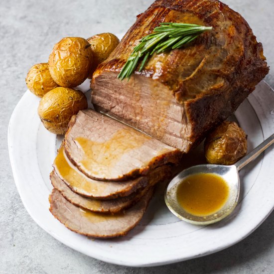 Eye of Round Roast with Gravy