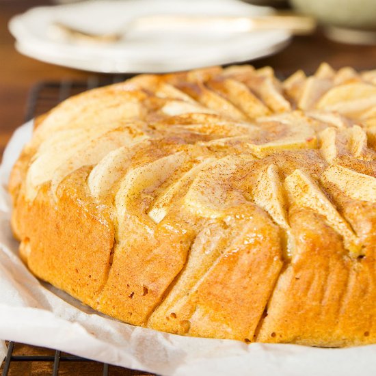 Easy healthy apple cake