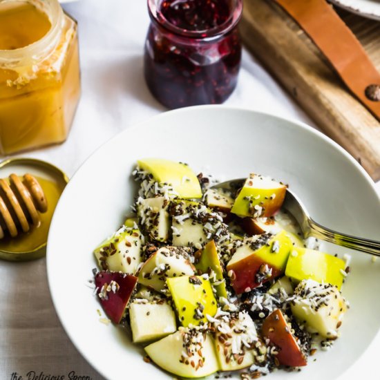 Vegan Warm Apple N’Oatmeal