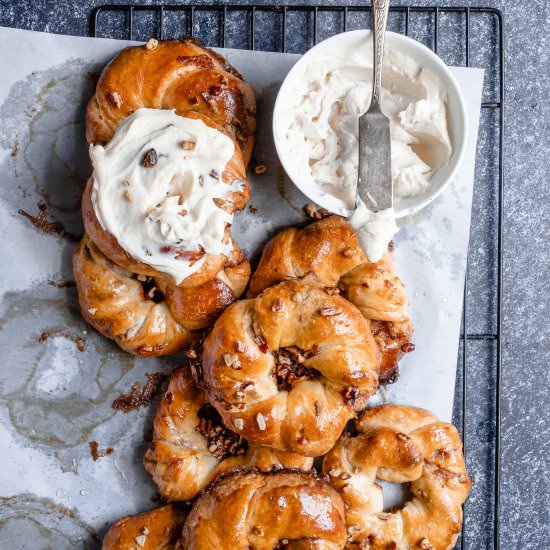 Cinnamon Coffee Ring