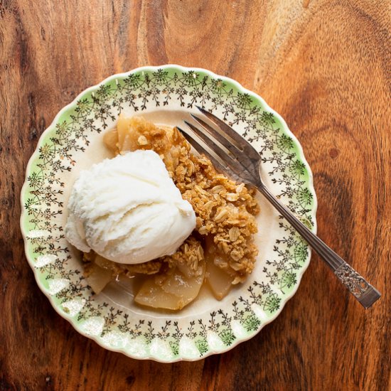 Easy Pear Crisp