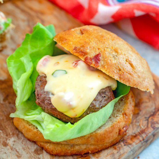 Jalapeño Queso Burgers