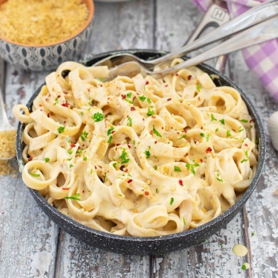 Roasted Garlic Vegan Alfredo