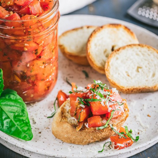 Easy Tomato Bruschetta in a Jar