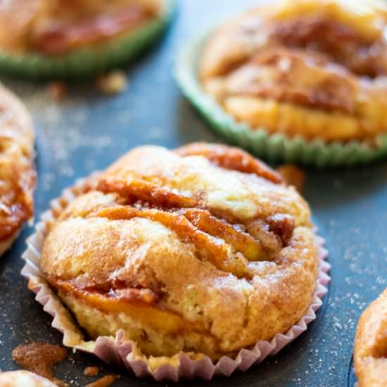 Cinnamon Apple Muffins