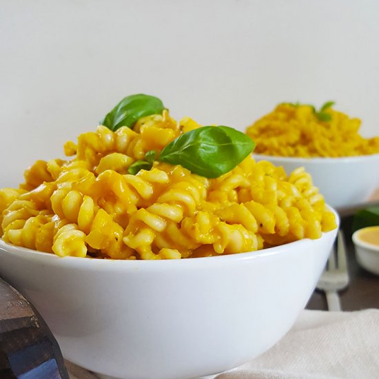 VEGAN CREAMY PUMPKIN & LENTIL PASTA